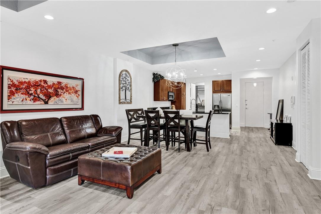 226 N Latitude Circle 101