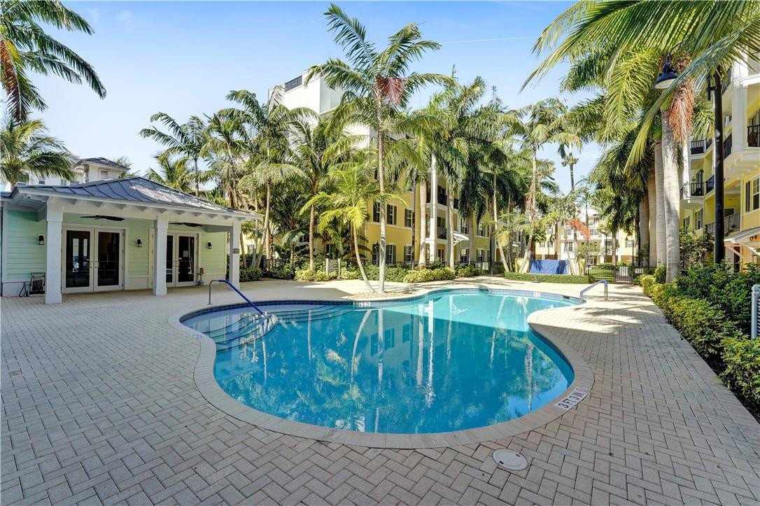 226 N Latitude Circle 101