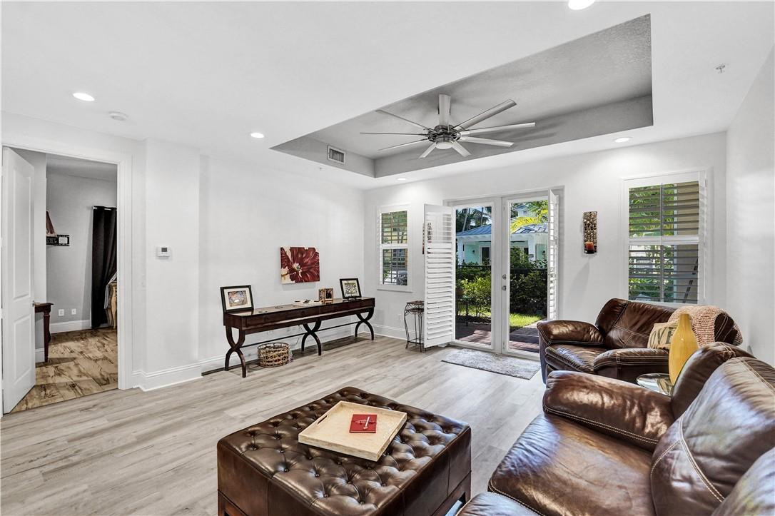 226 N Latitude Circle 101