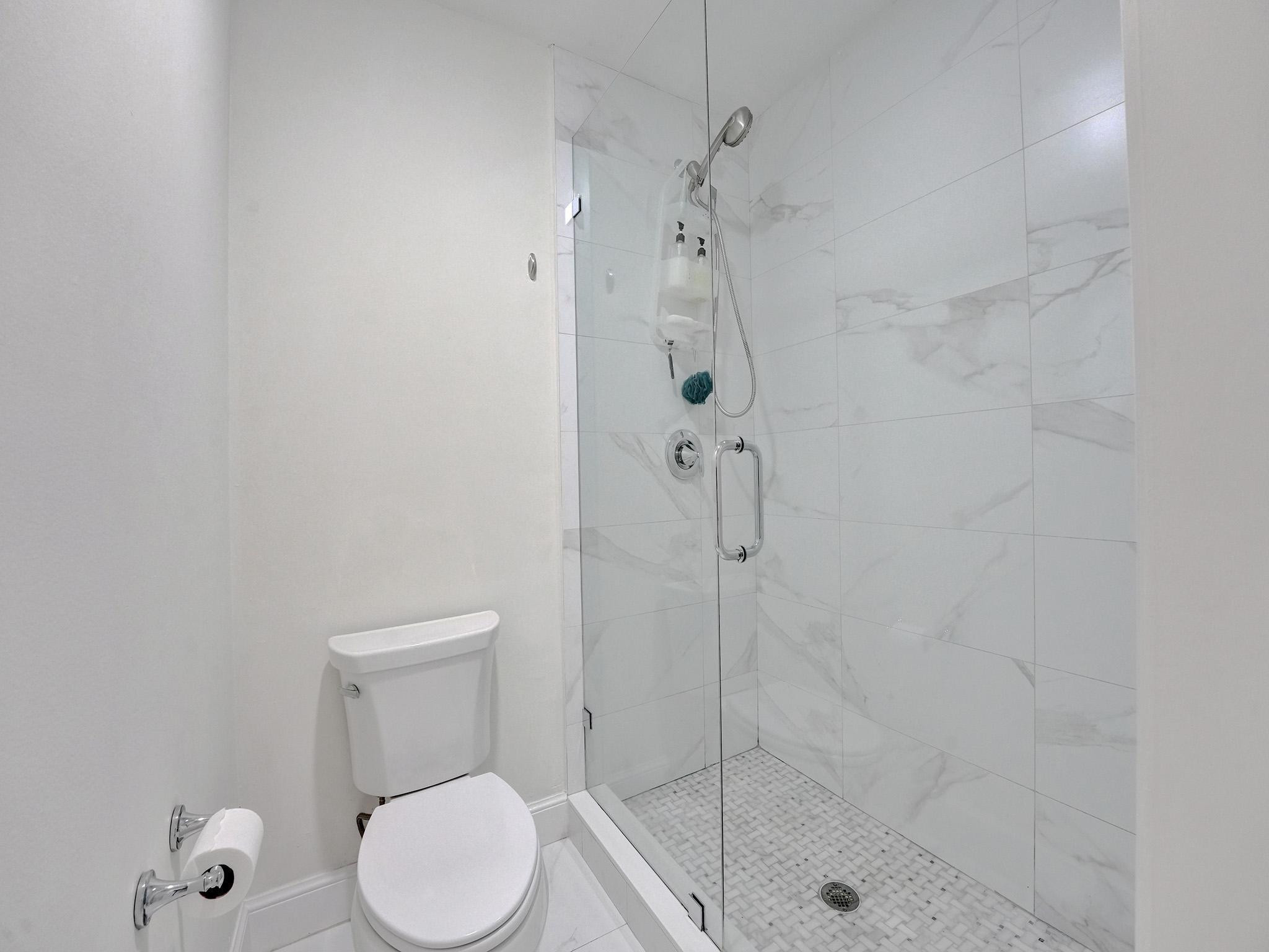 4300 S Ocean Boulevard 3