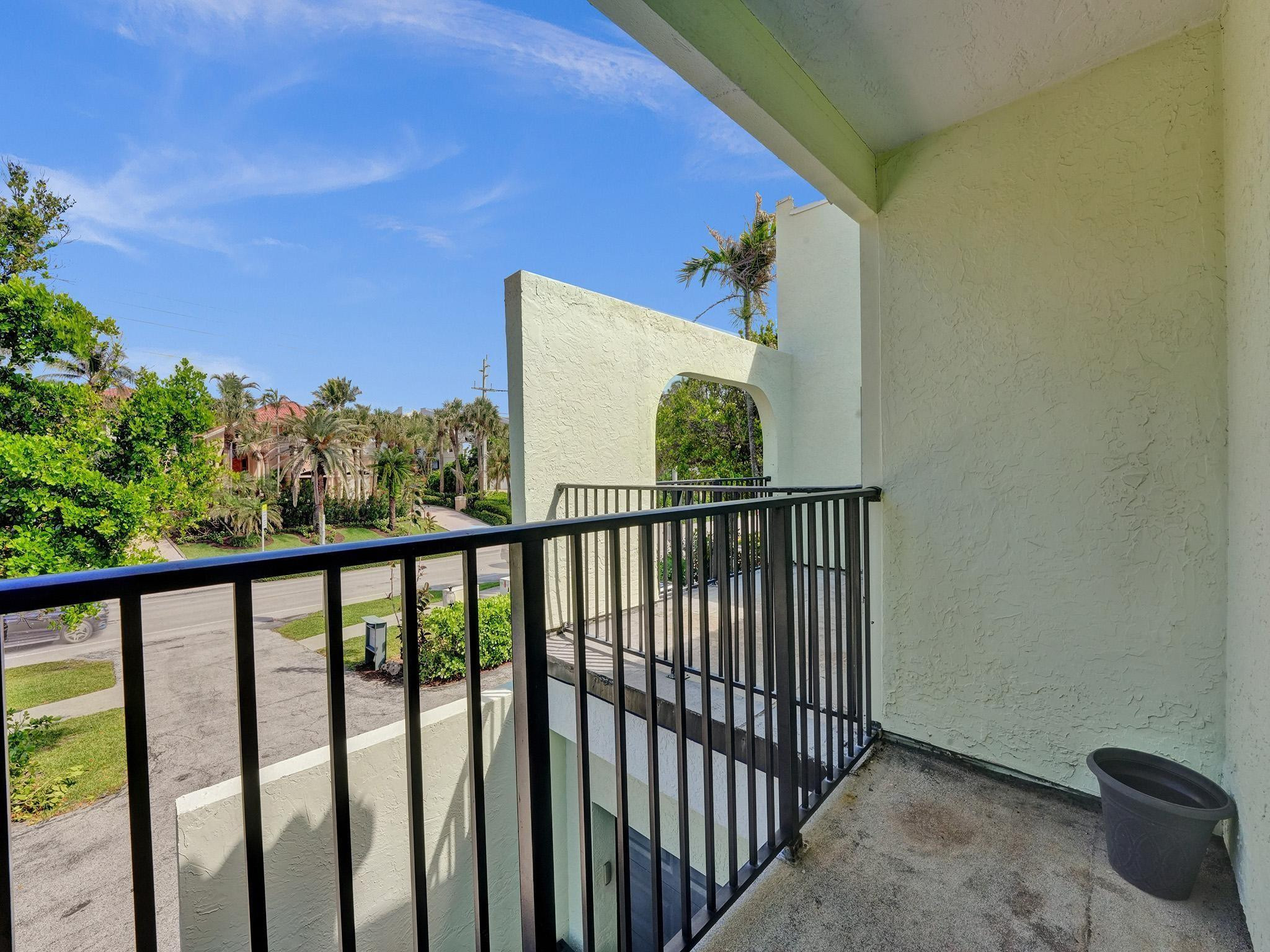 4300 S Ocean Boulevard 3