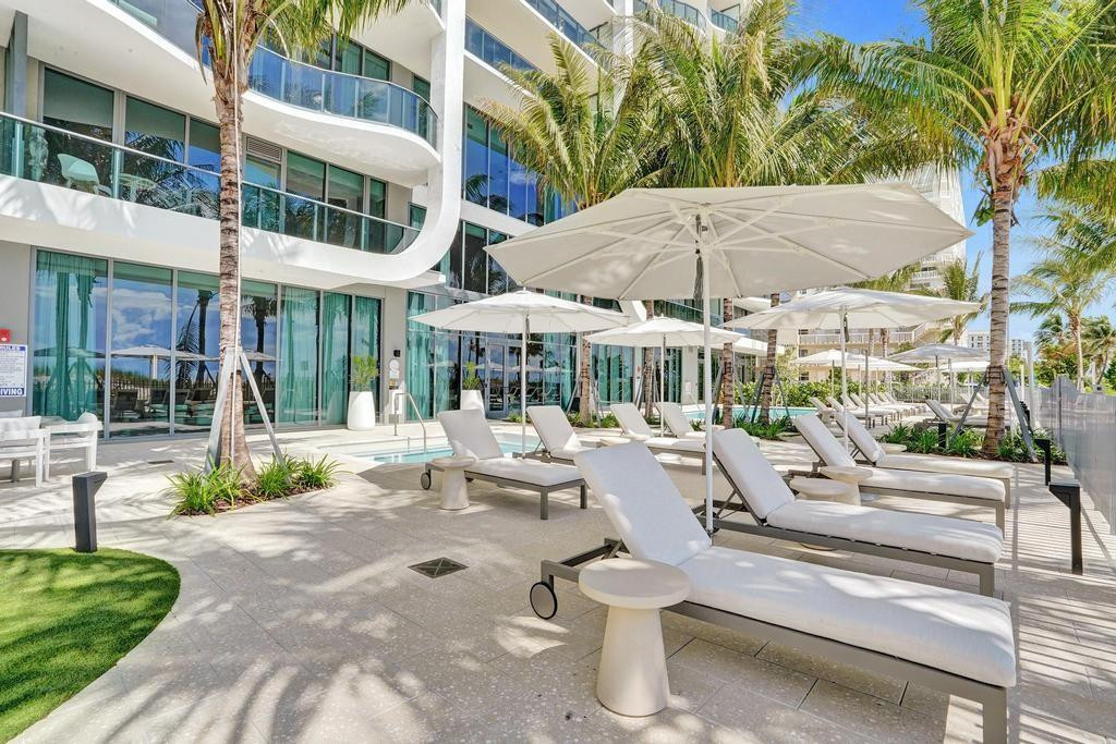 900 N Ocean Boulevard 1405