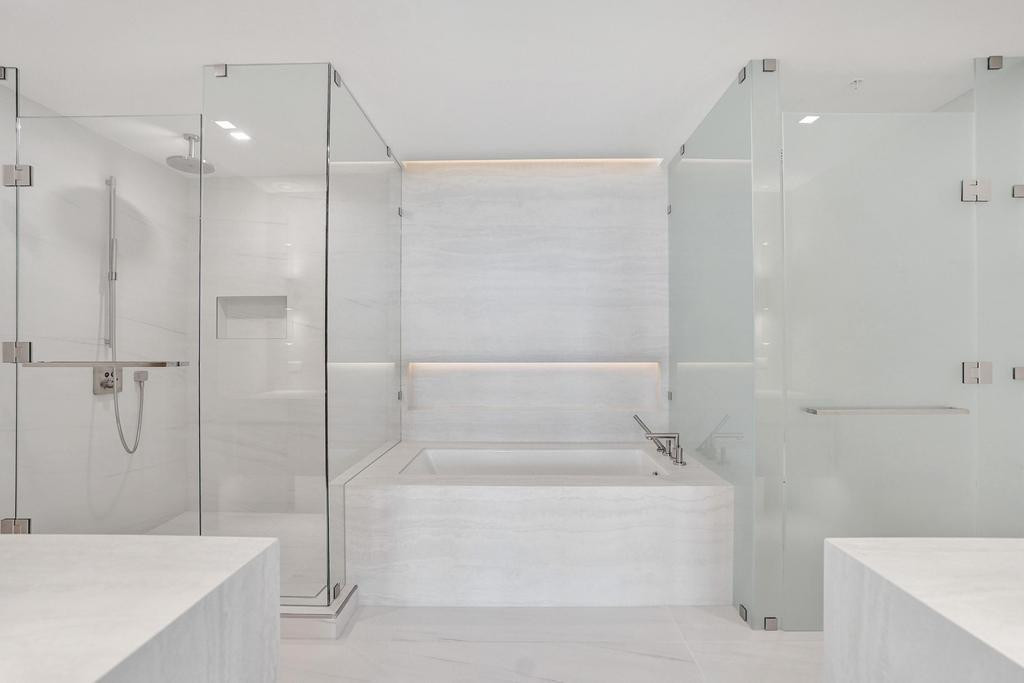 900 N Ocean Boulevard 1405