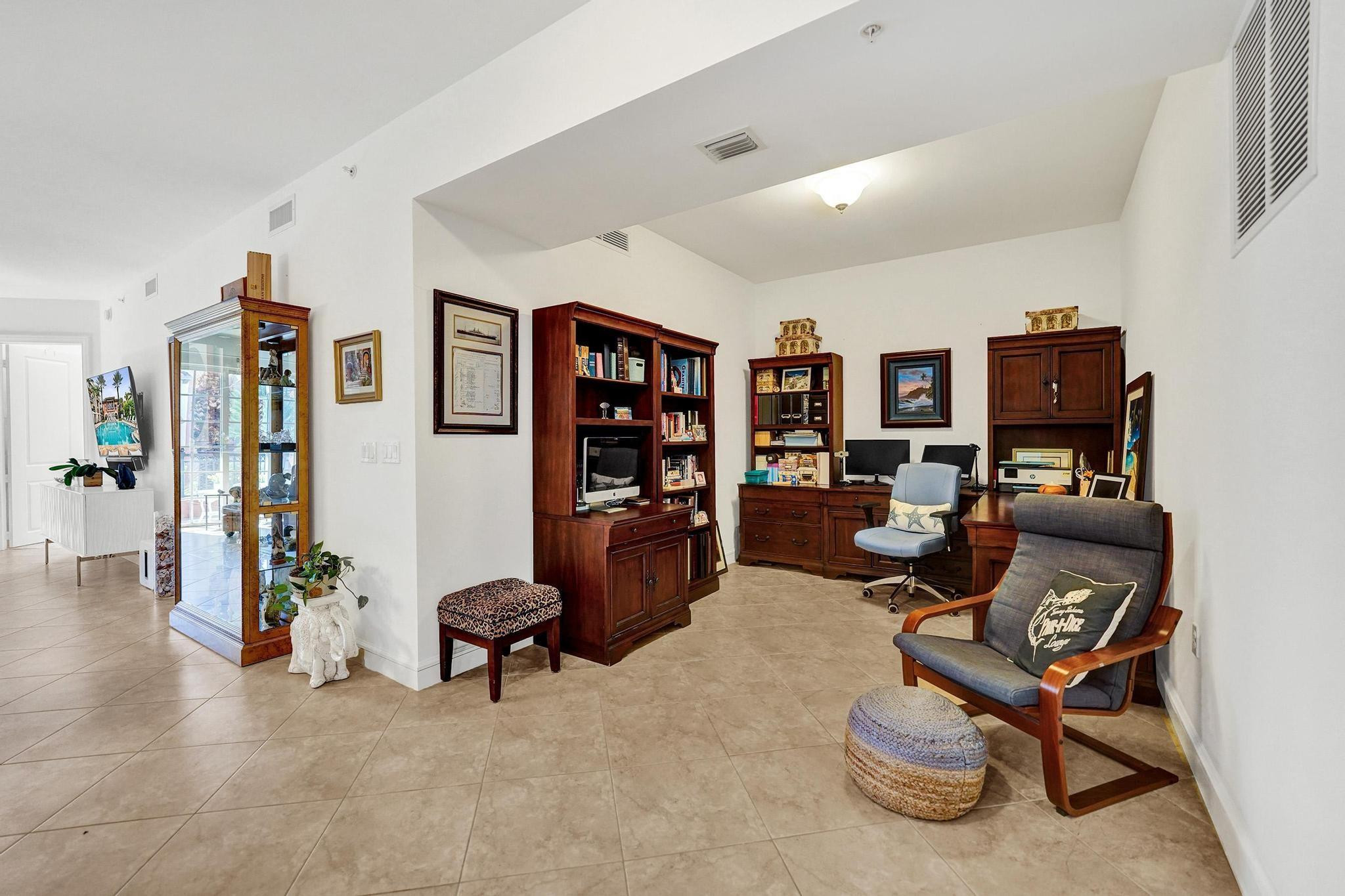 4445 El Mar Dr 2314