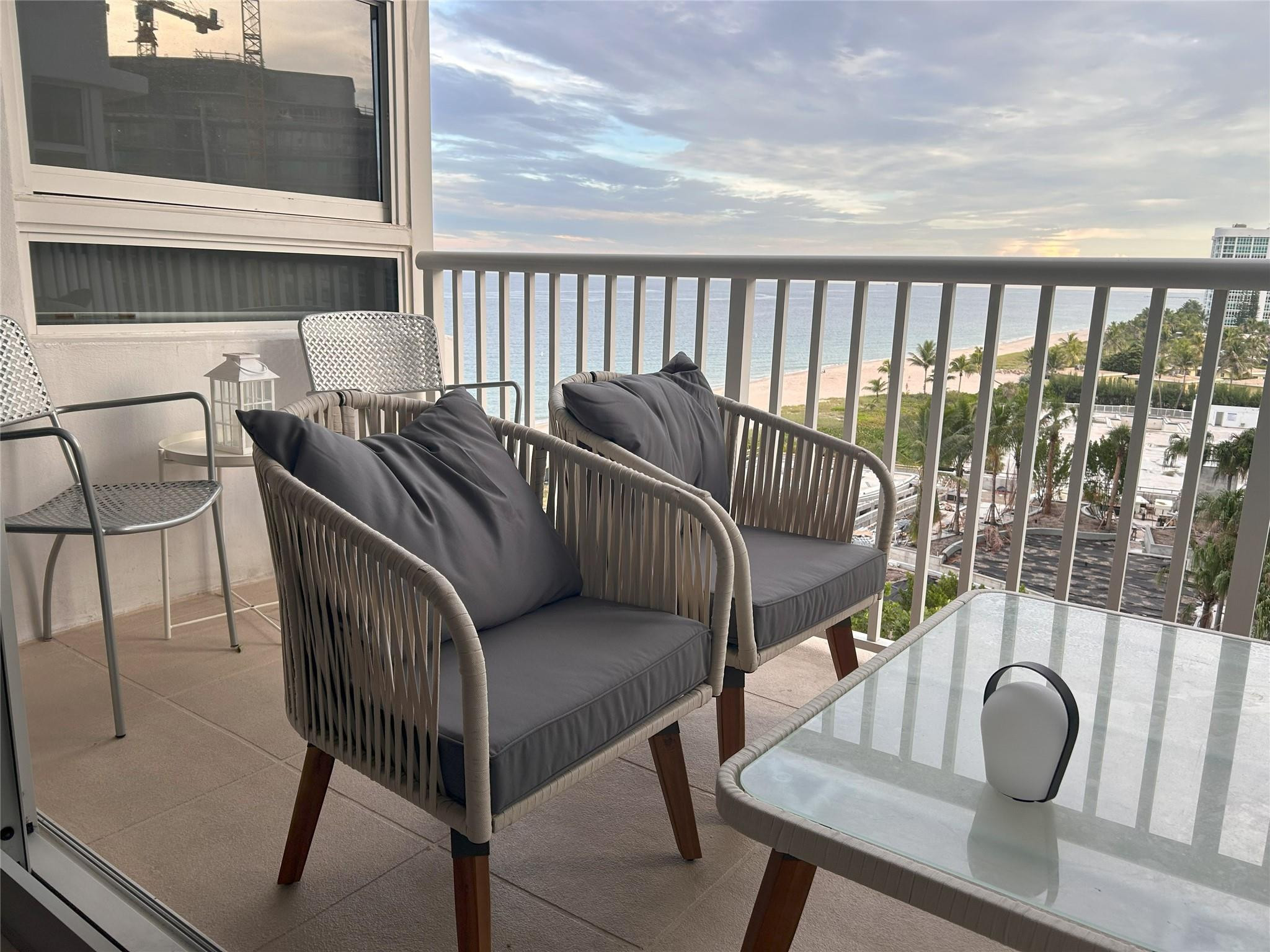 1370 S Ocean Boulevard 902