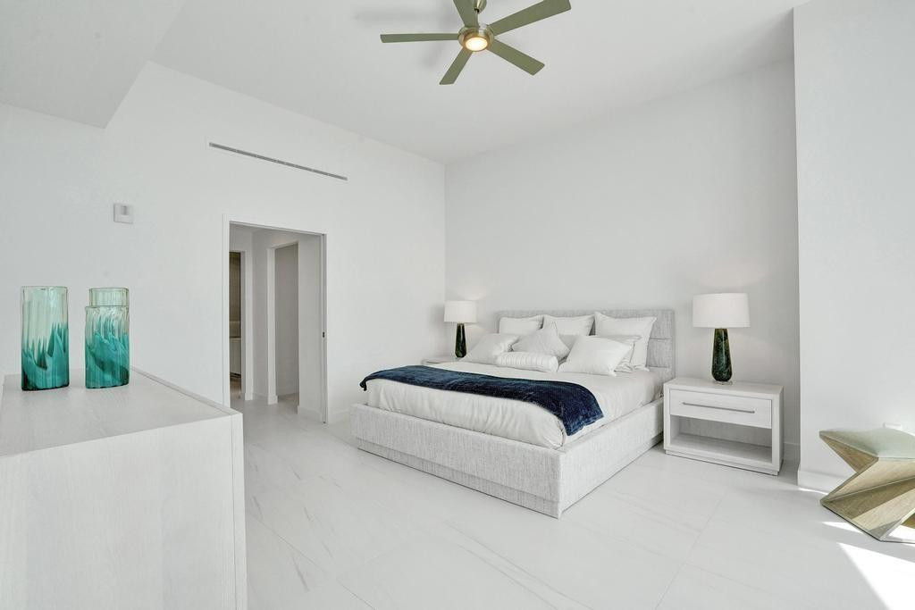900 N Ocean Boulevard 302