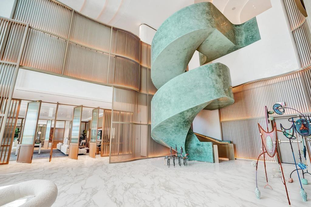 900 N Ocean Boulevard 302