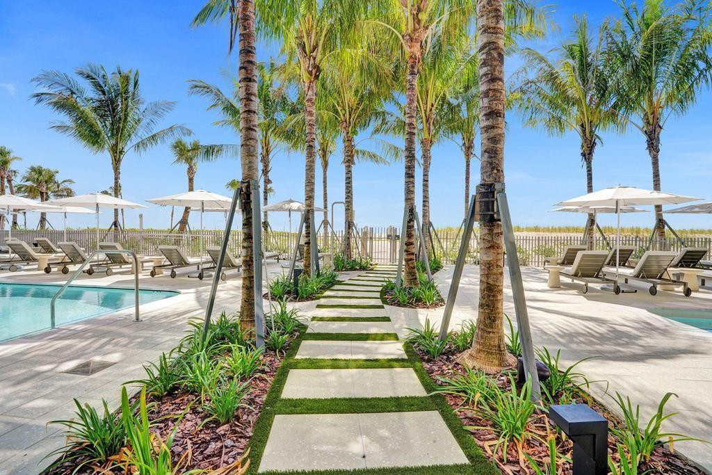 900 N Ocean Boulevard 302