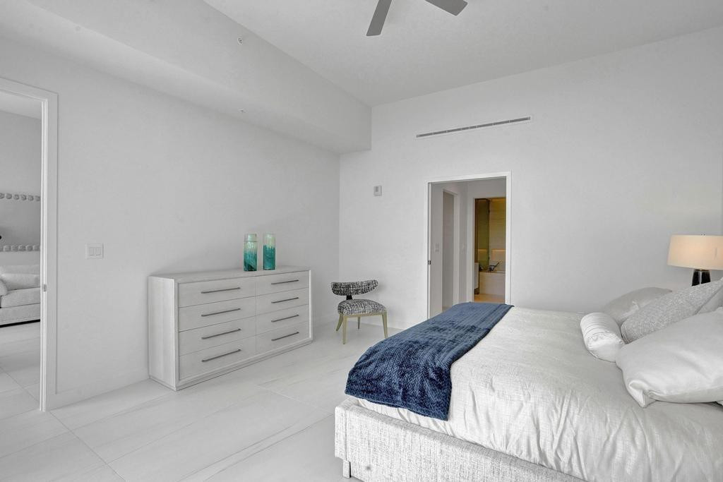 900 N Ocean Boulevard 302