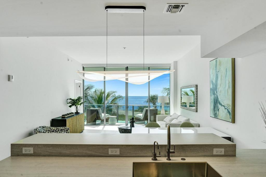 900 N Ocean Boulevard 302