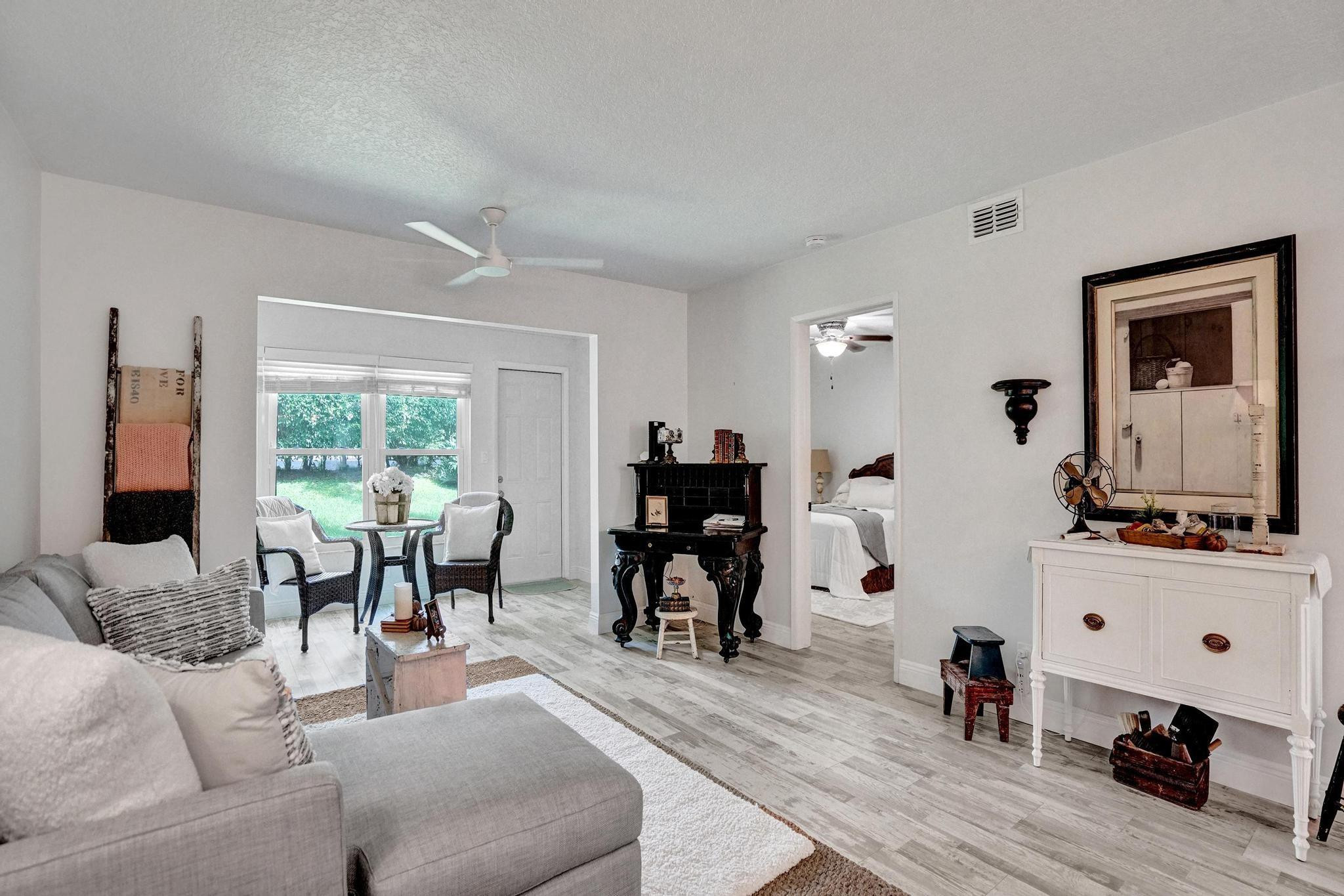 9155 Flynn Circle 3