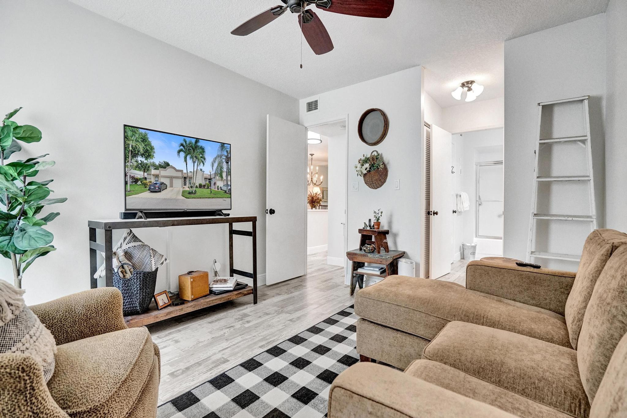 9155 Flynn Circle 3
