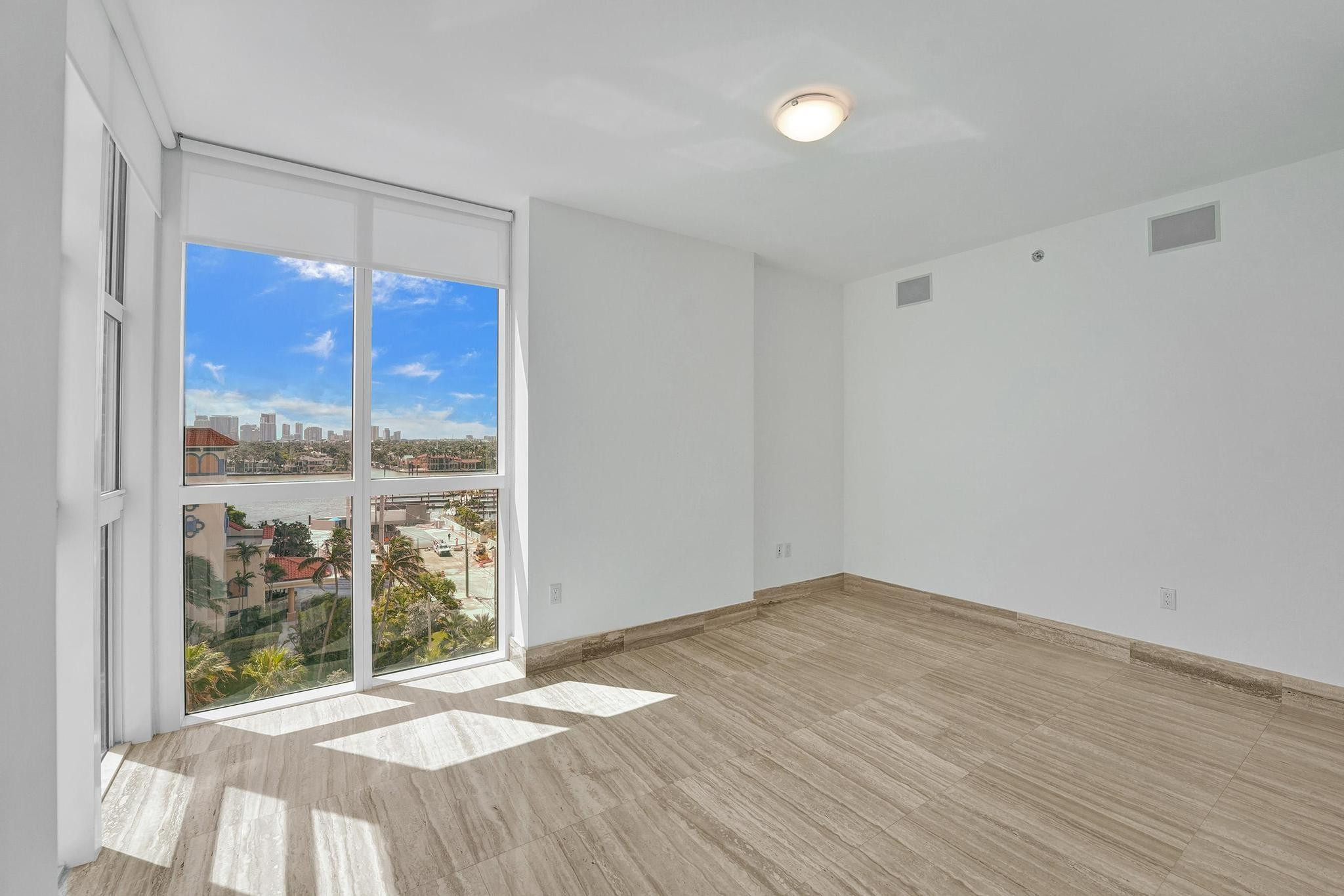 101 S Fort Lauderdale Beach Boulevard Unit: 806