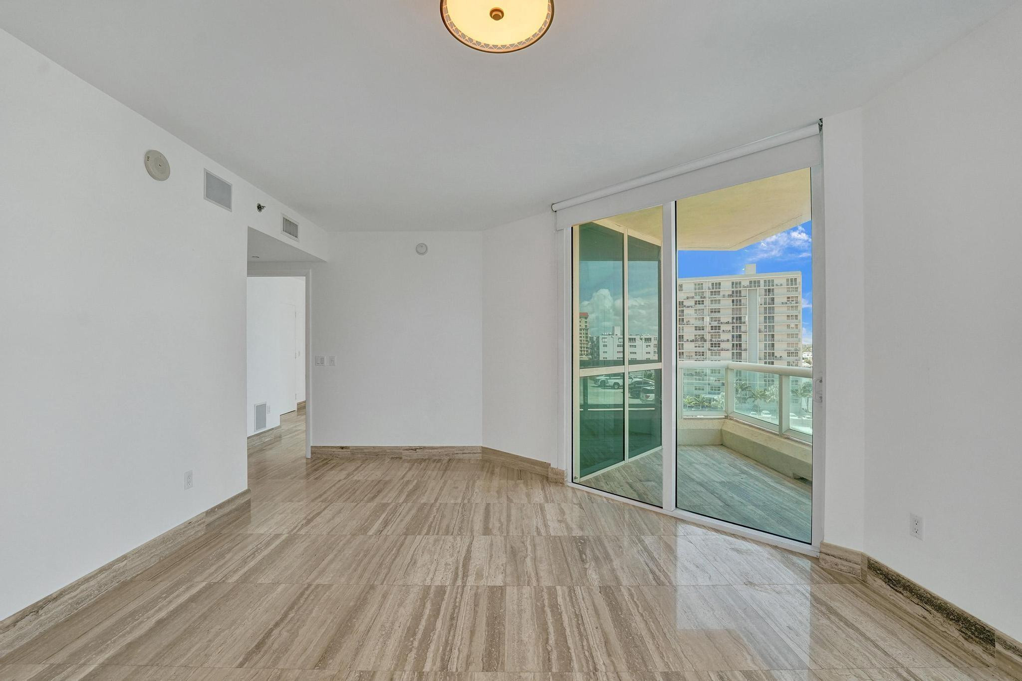 101 S Fort Lauderdale Beach Boulevard Unit: 806