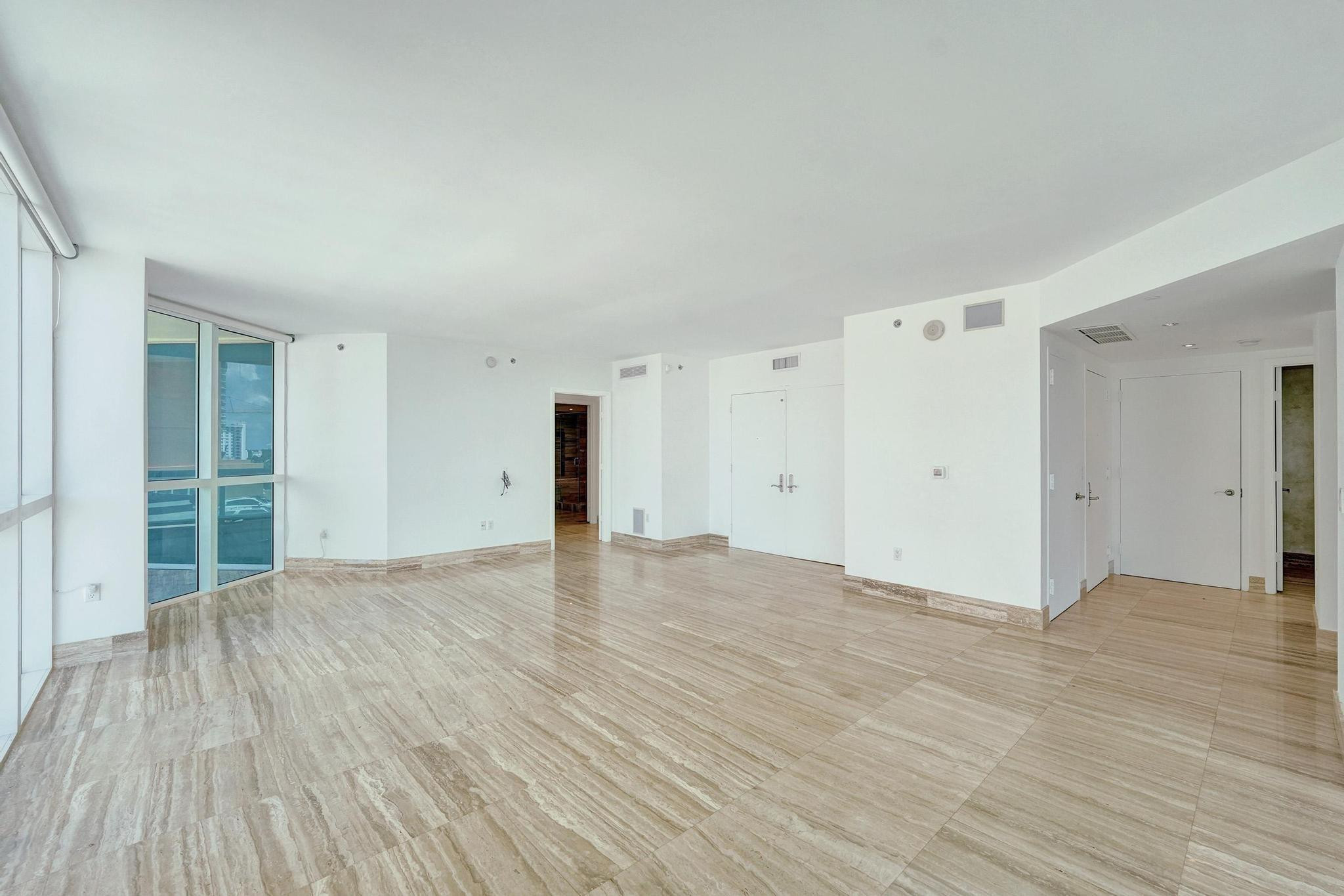 101 S Fort Lauderdale Beach Boulevard Unit: 806