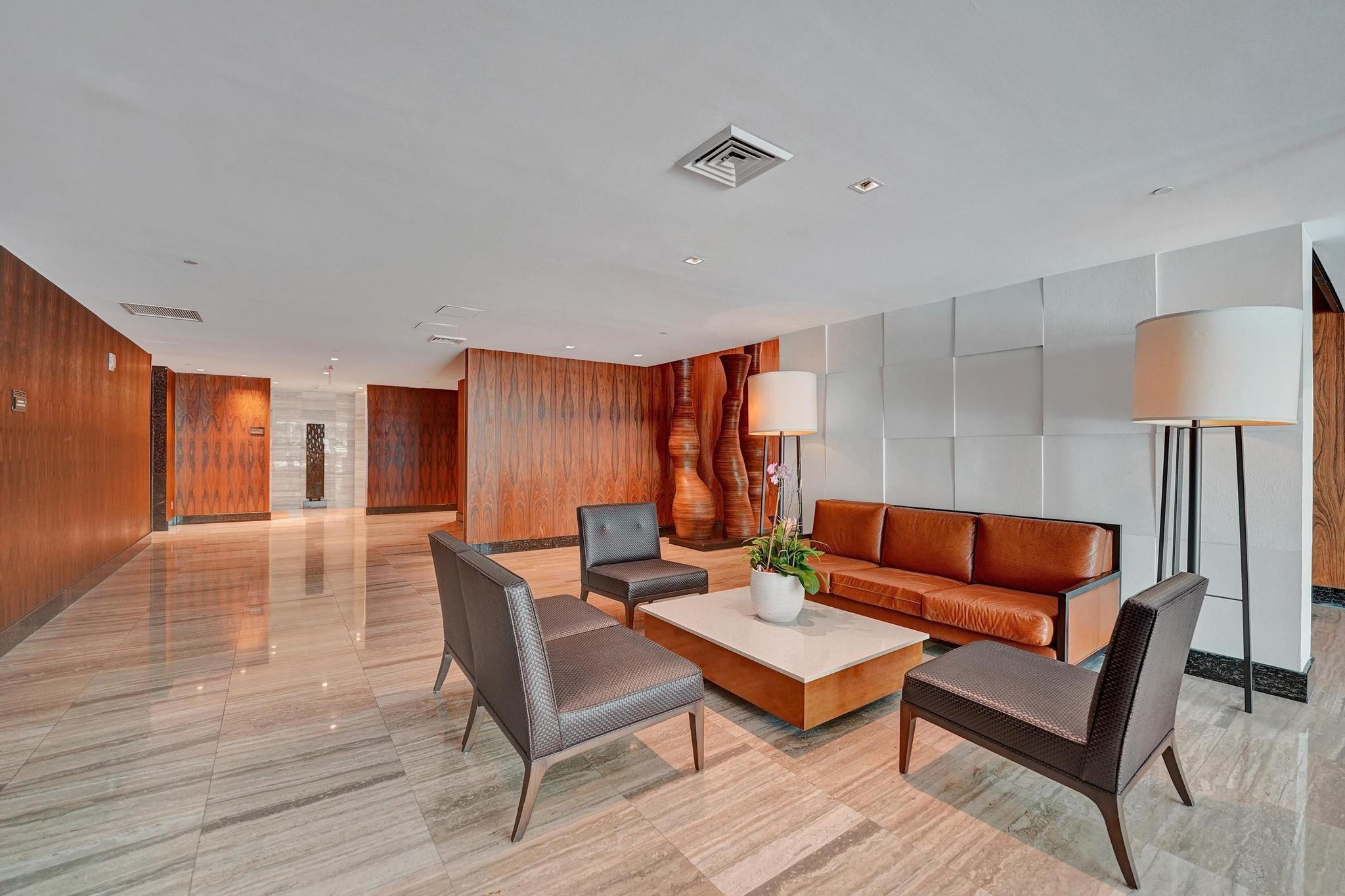 101 S Fort Lauderdale Beach Boulevard Unit: 806