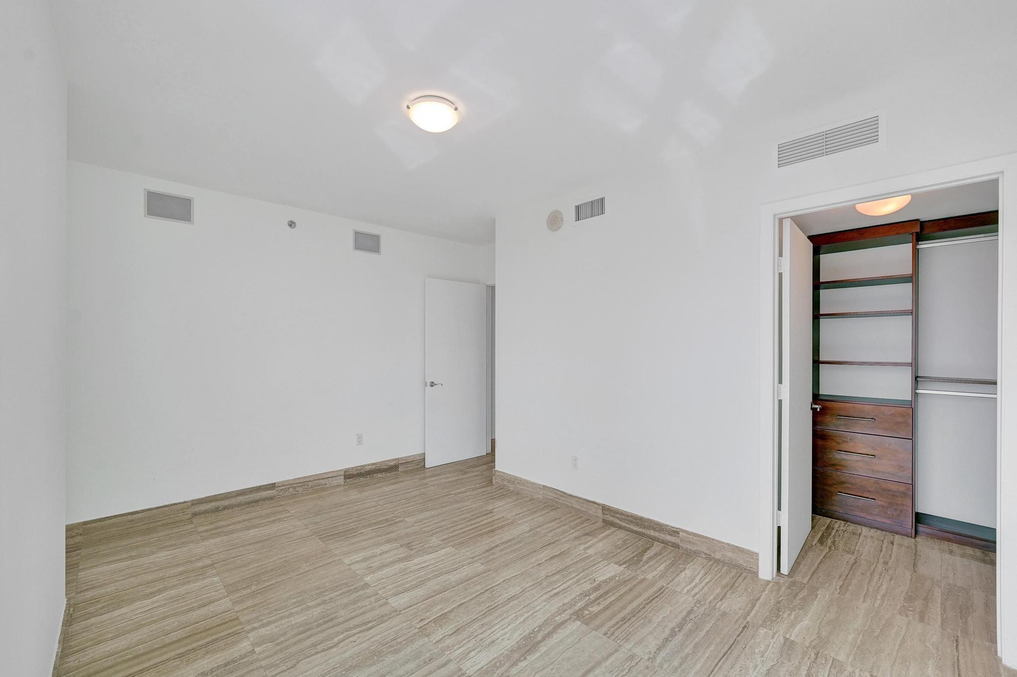 101 S Fort Lauderdale Beach Boulevard Unit: 806