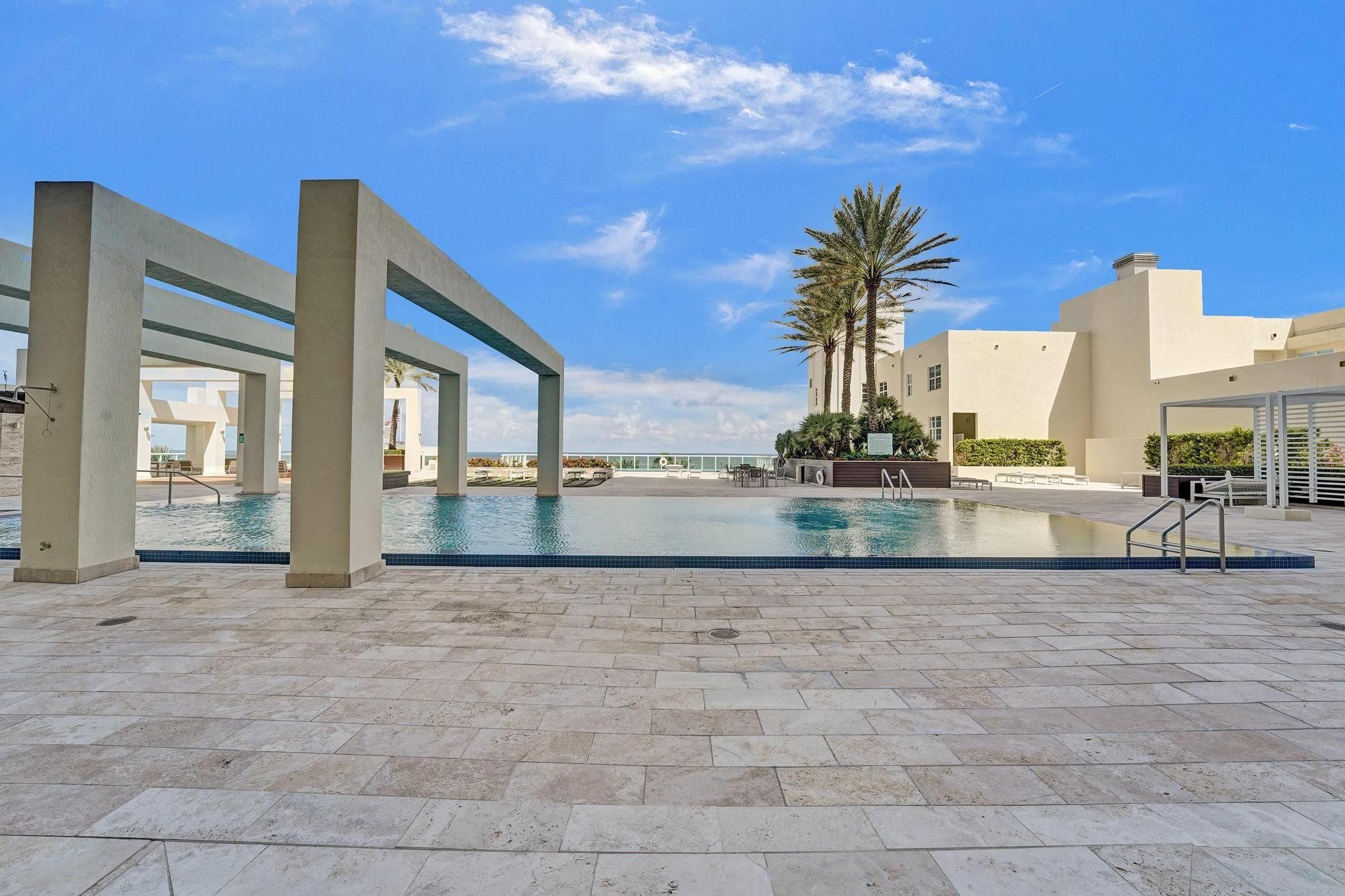 101 S Fort Lauderdale Beach Boulevard Unit: 806