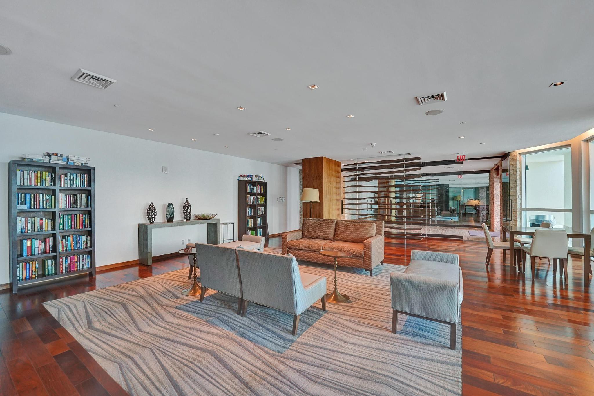 101 S Fort Lauderdale Beach Boulevard Unit: 806