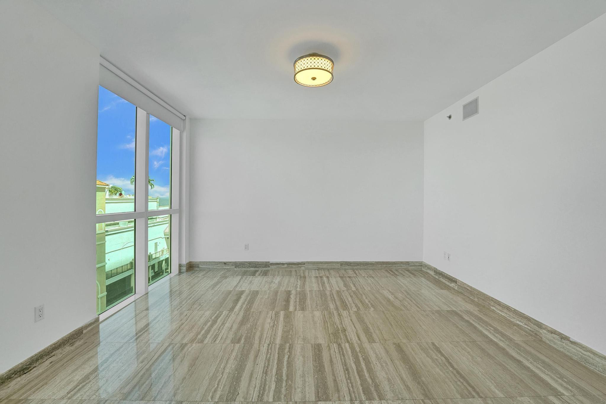 101 S Fort Lauderdale Beach Boulevard Unit: 806