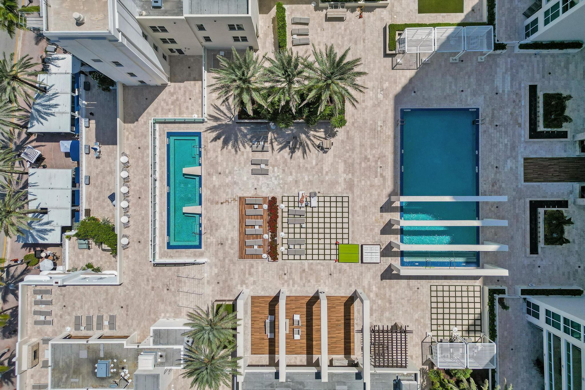 101 S Fort Lauderdale Beach Boulevard Unit: 806