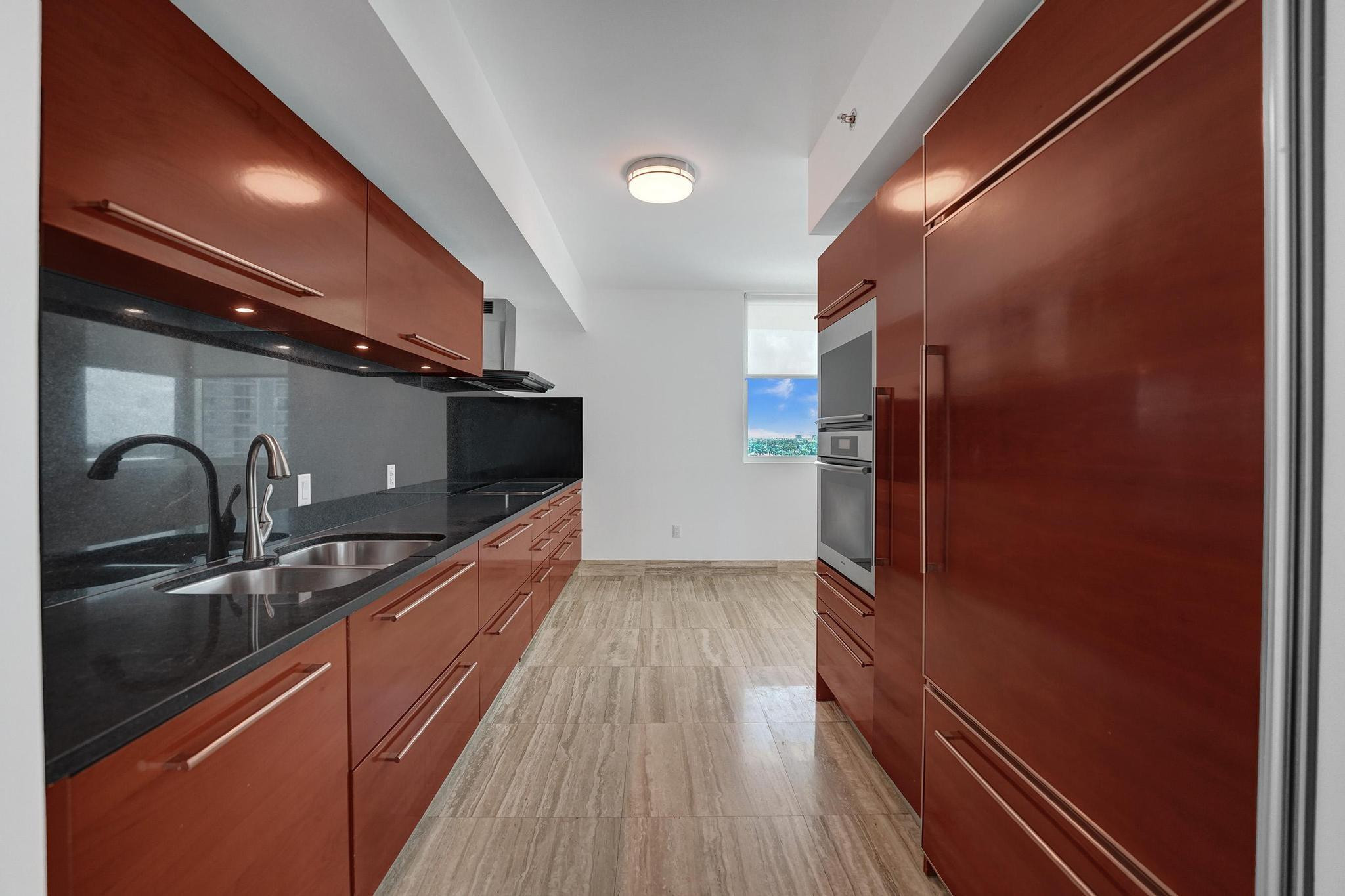 101 S Fort Lauderdale Beach Boulevard Unit: 806