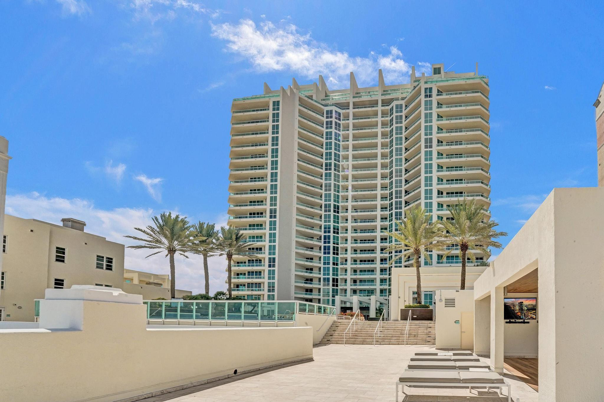 101 S Fort Lauderdale Beach Boulevard Unit: 806