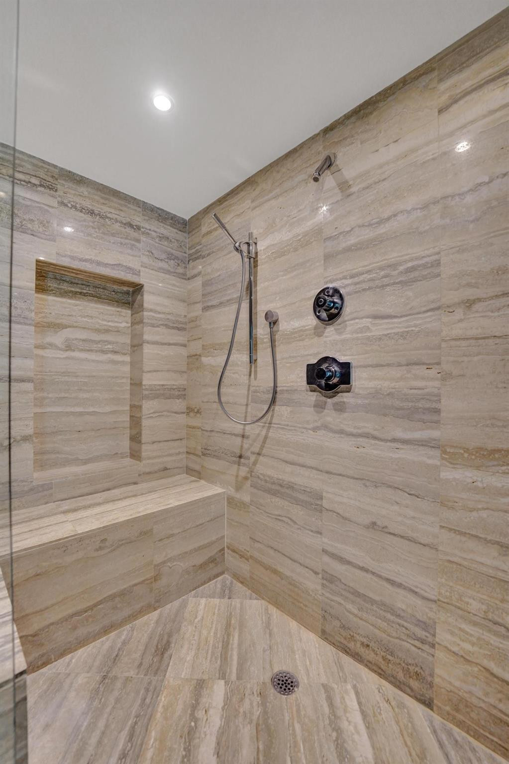 101 S Fort Lauderdale Beach Boulevard Unit: 806