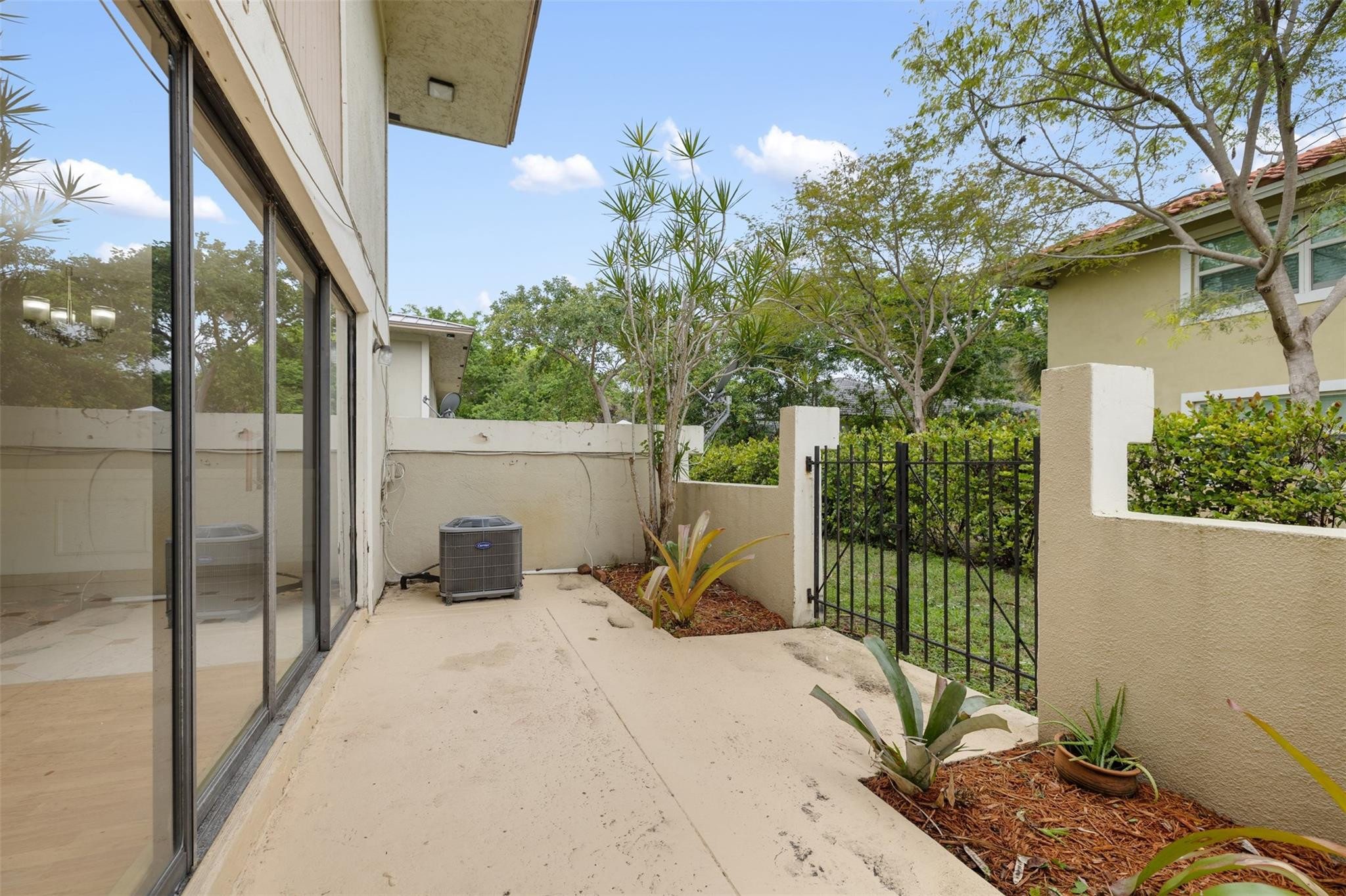 8801 W Sample Road 10