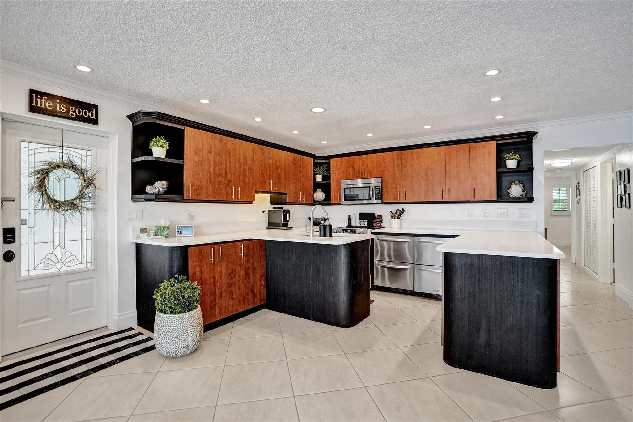 3090 NE 48th Street 316