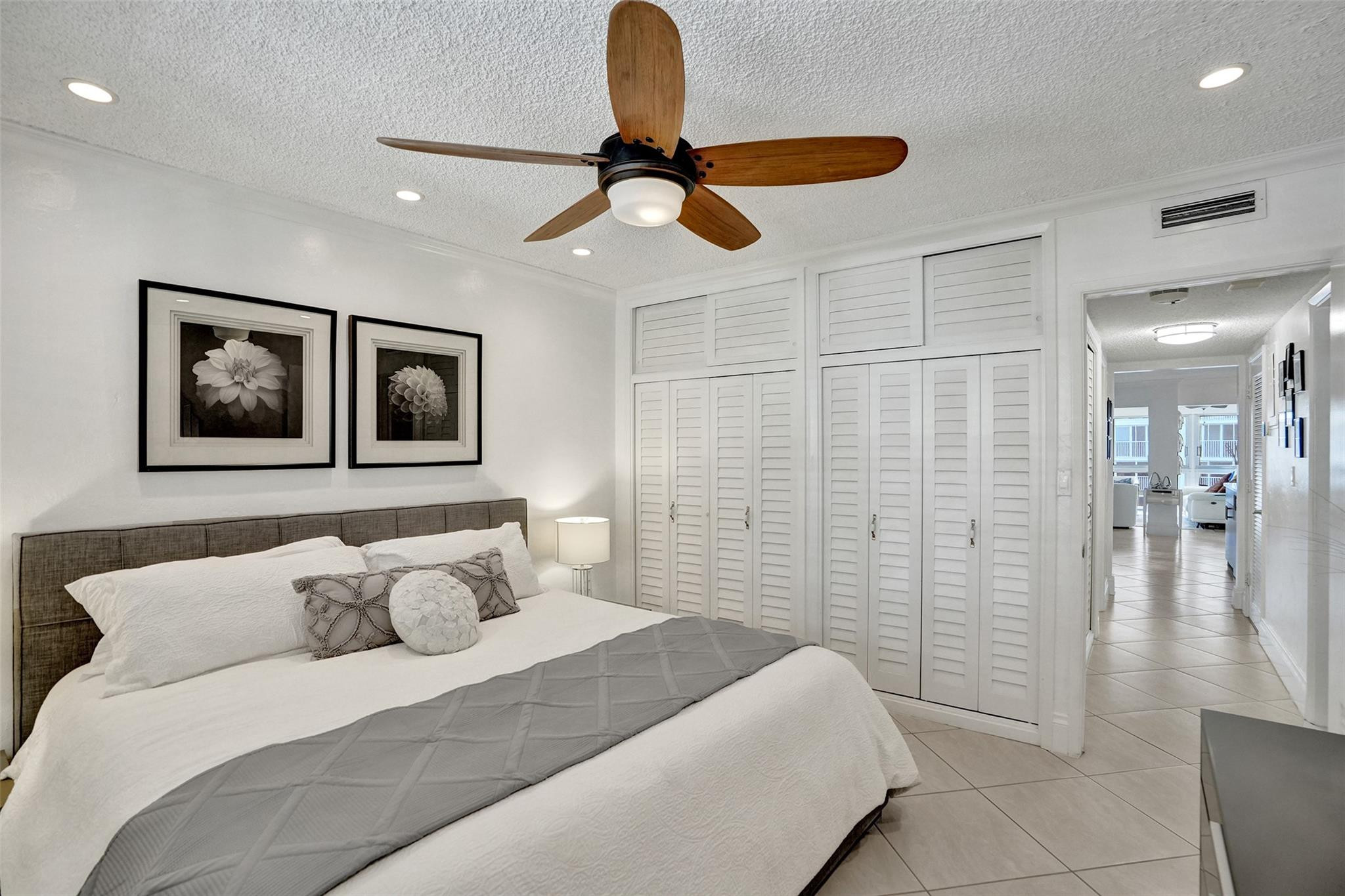 3090 NE 48th Street 316