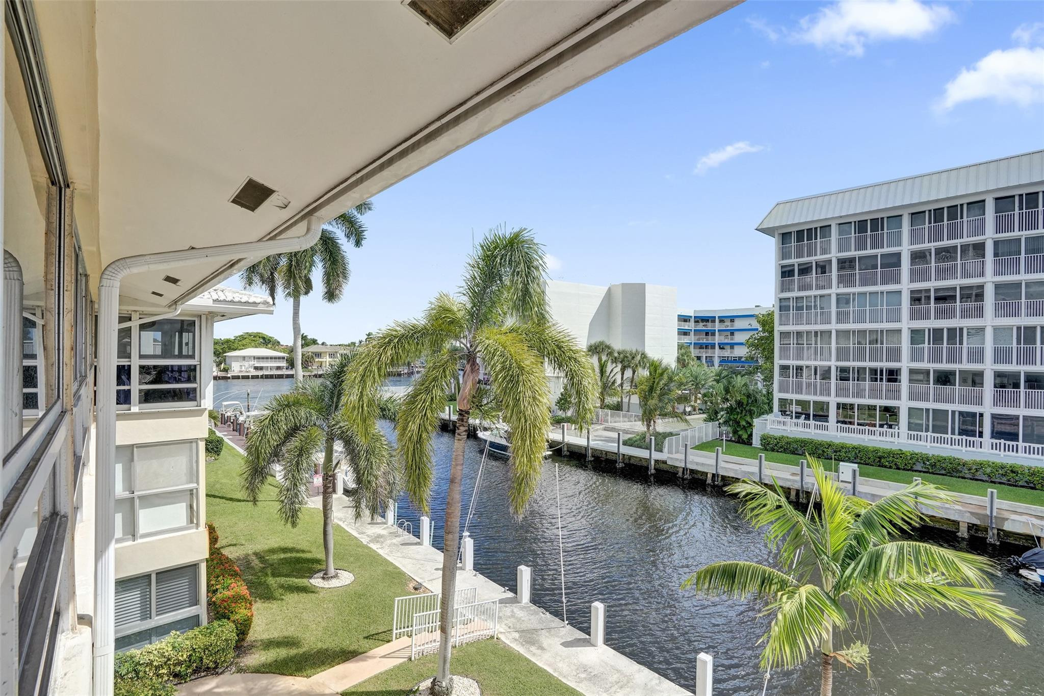 3090 NE 48th Street 316