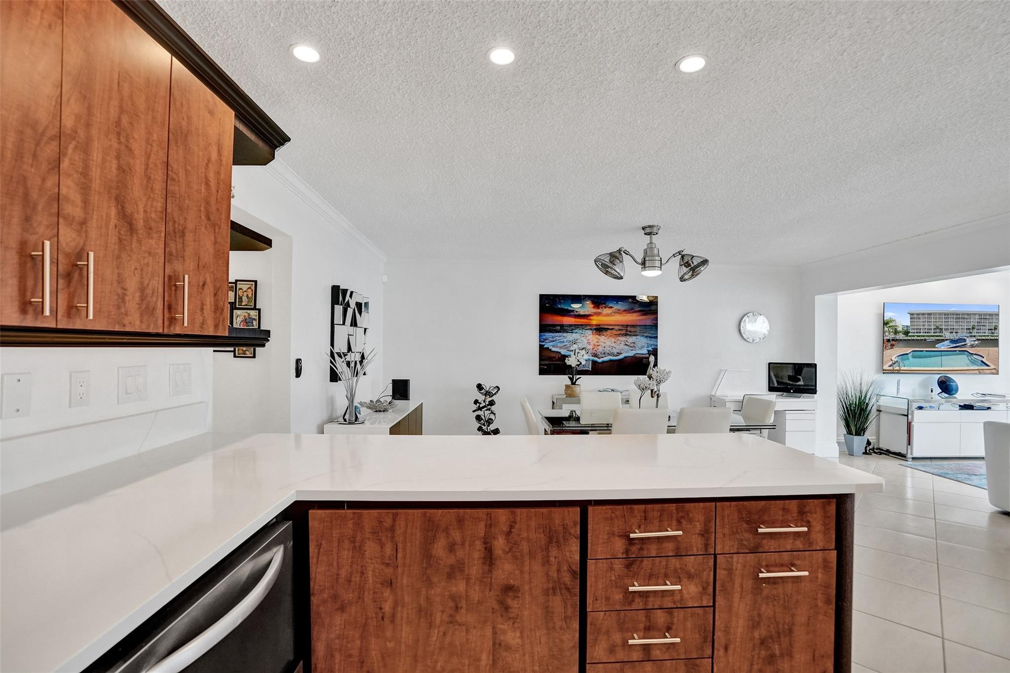3090 NE 48th Street 316