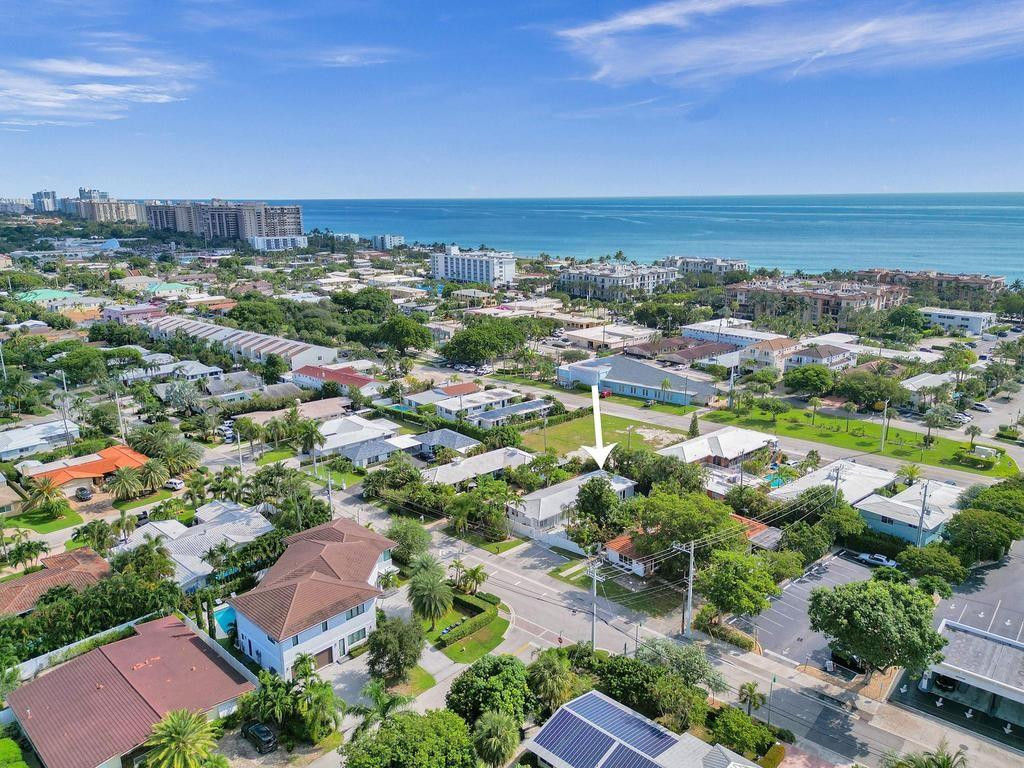 4422 Seagrape Drive 1, Lauderdale-By-The-Sea Unit: 1