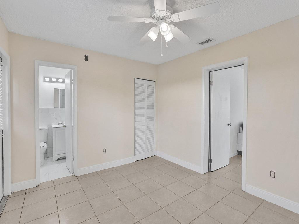 4422 Seagrape Drive 1, Lauderdale-By-The-Sea Unit: 1