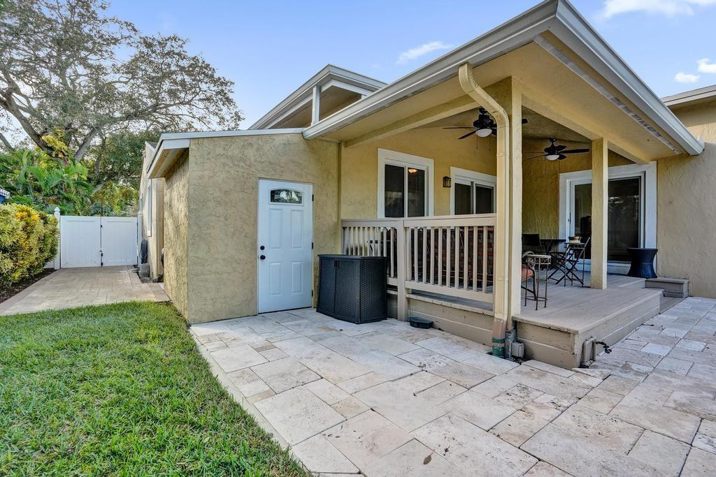 408 NE 9th Avenue