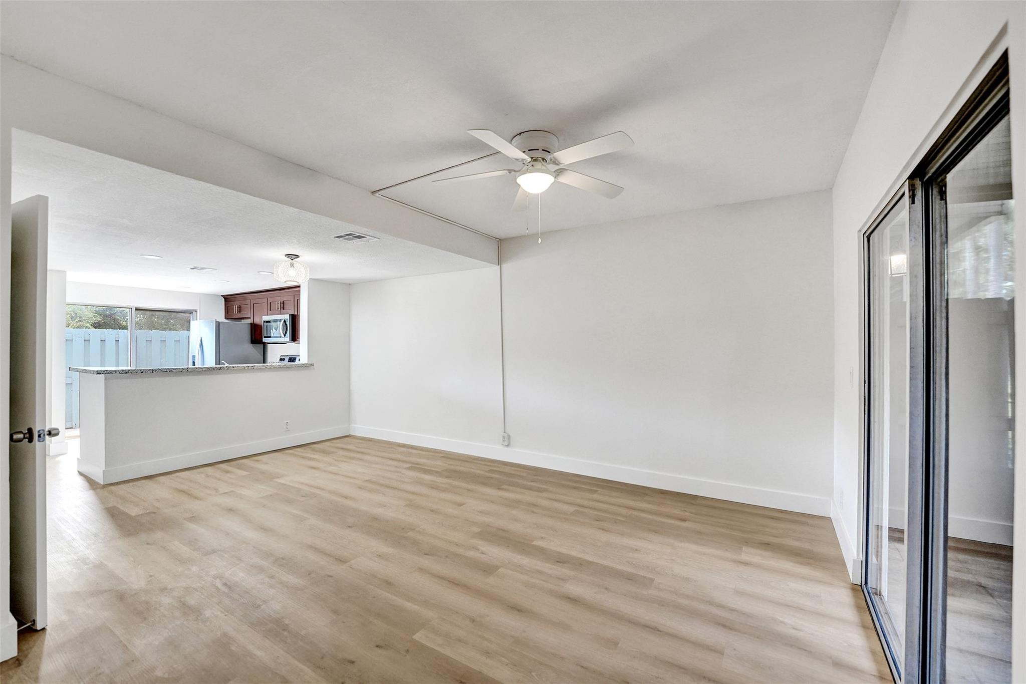 35 SW 3rd Street