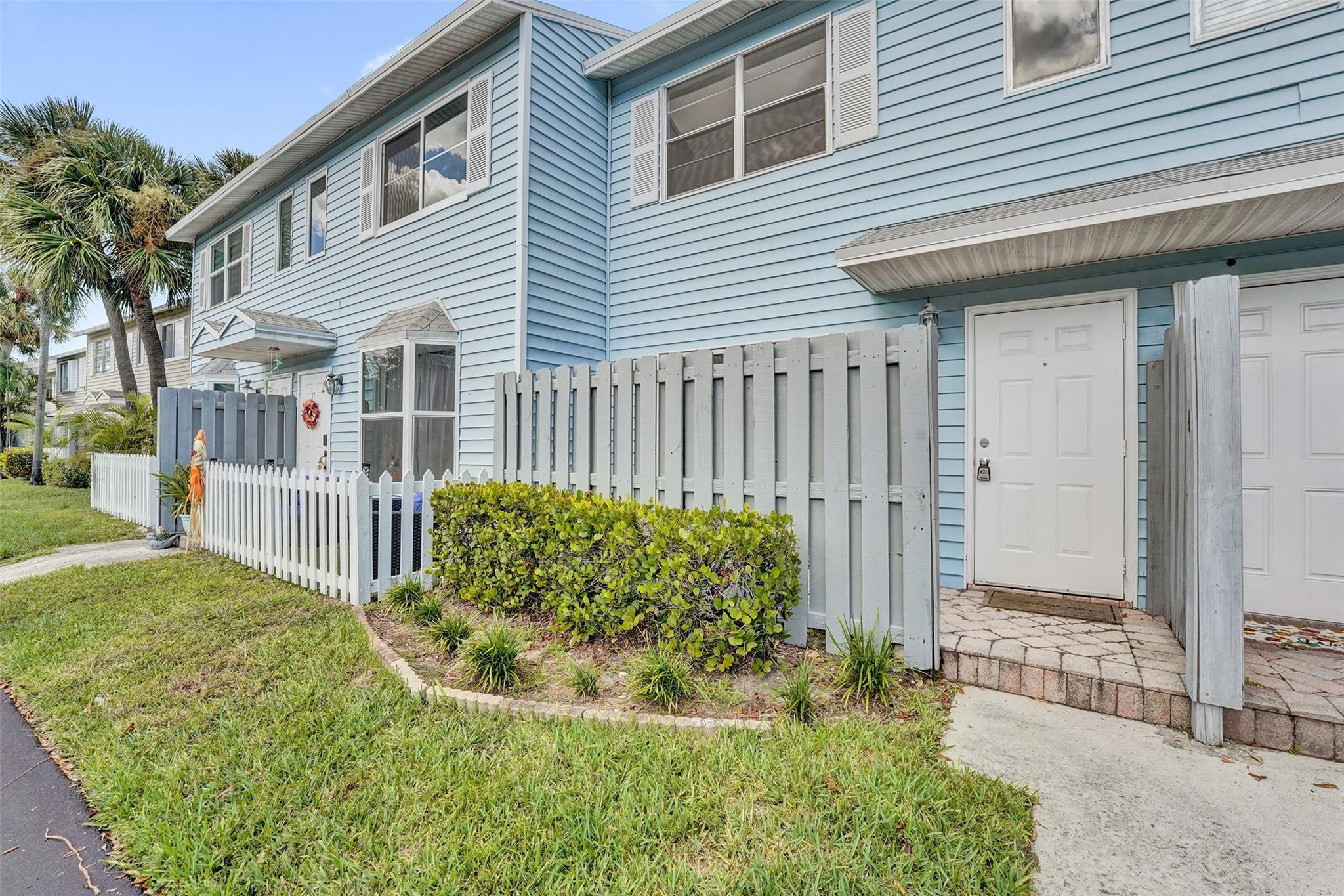35 SW 3rd Street
