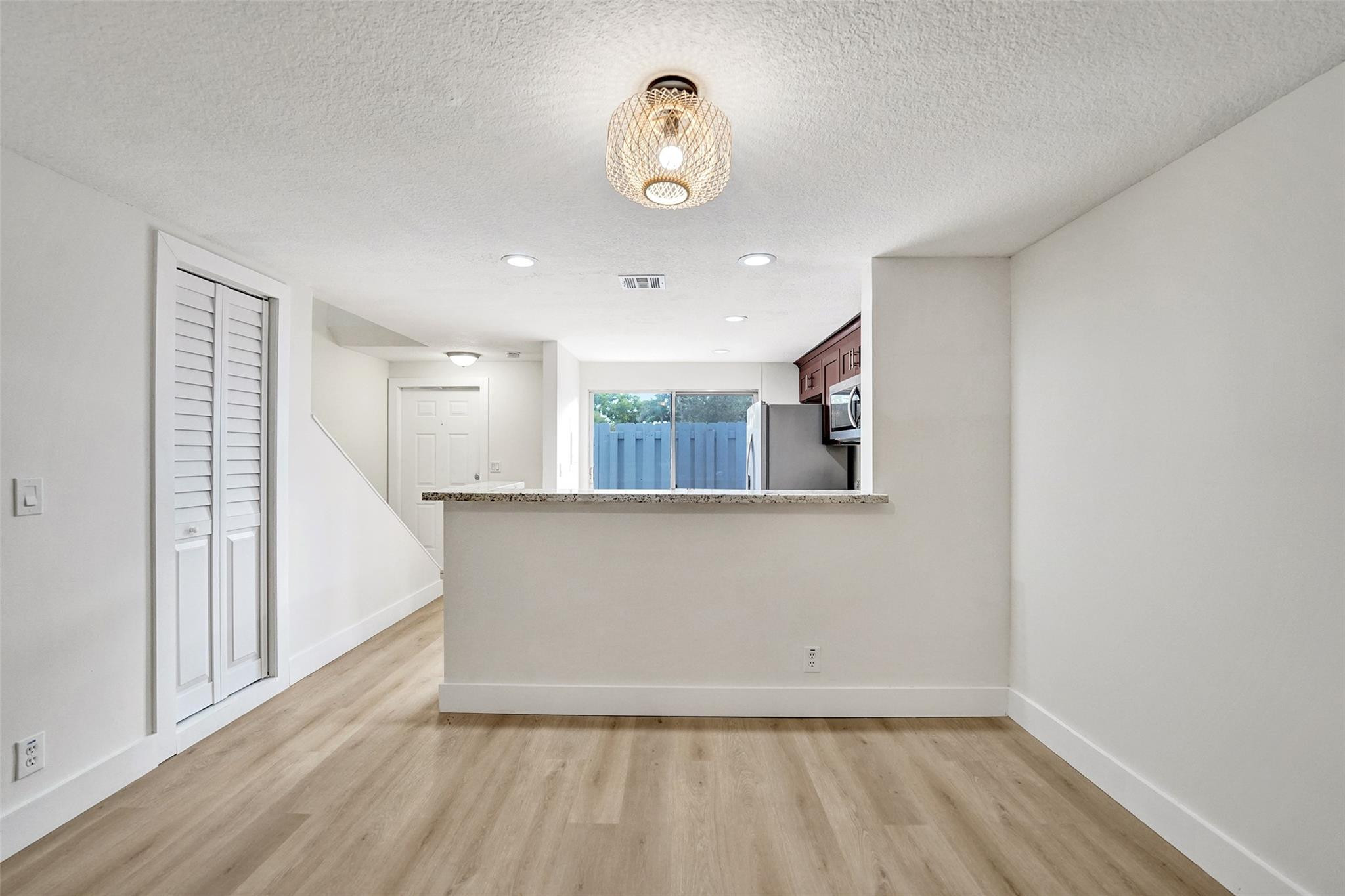35 SW 3rd Street