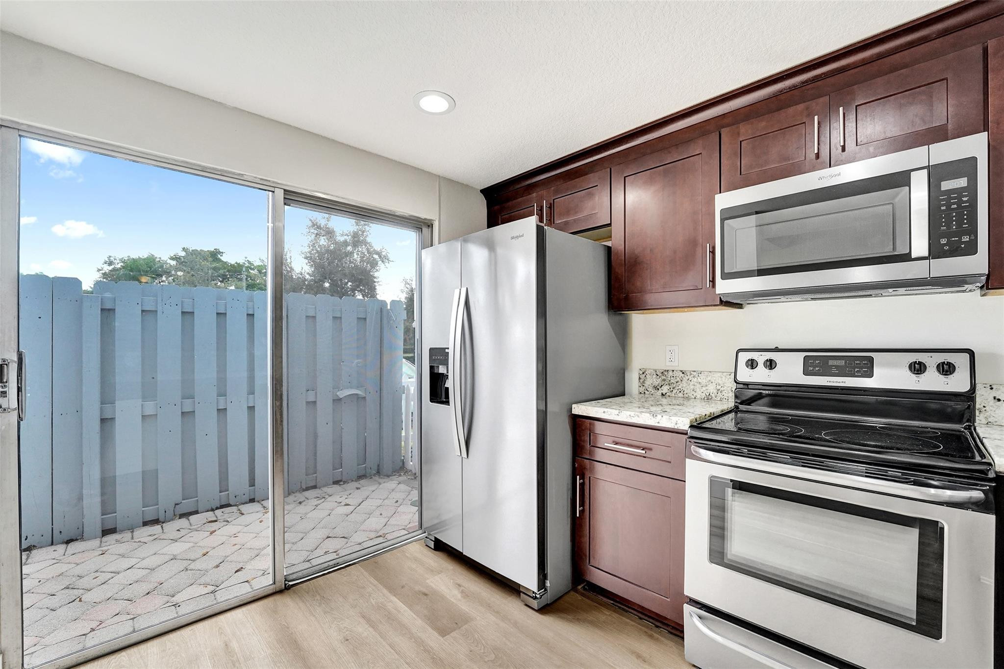 35 SW 3rd Street