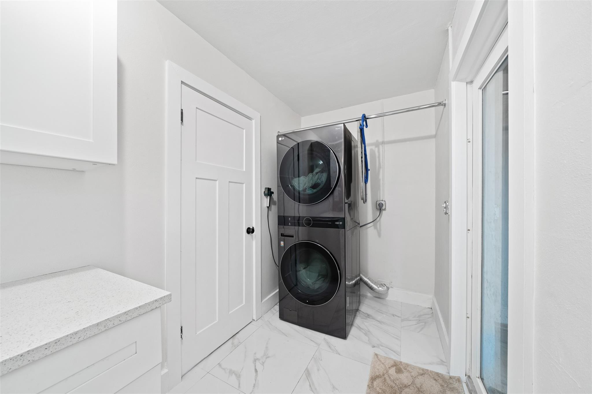 209 SE 1st Terrace