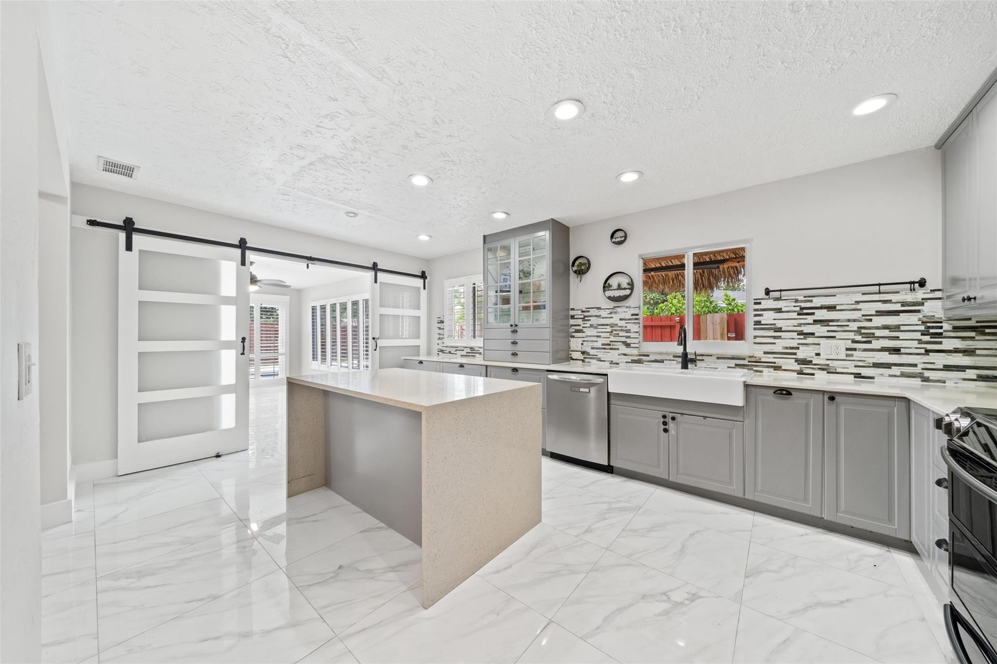 209 SE 1st Terrace