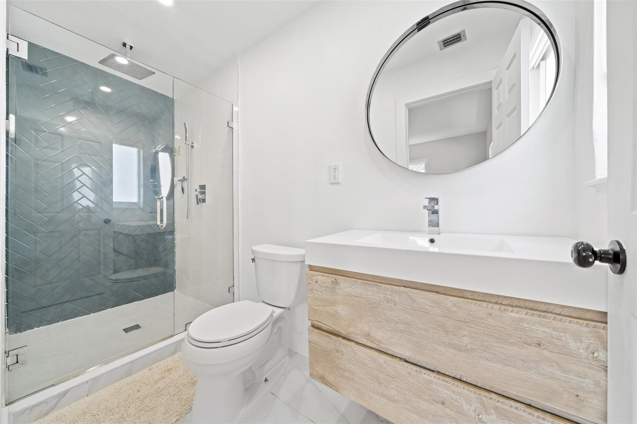 209 SE 1st Terrace