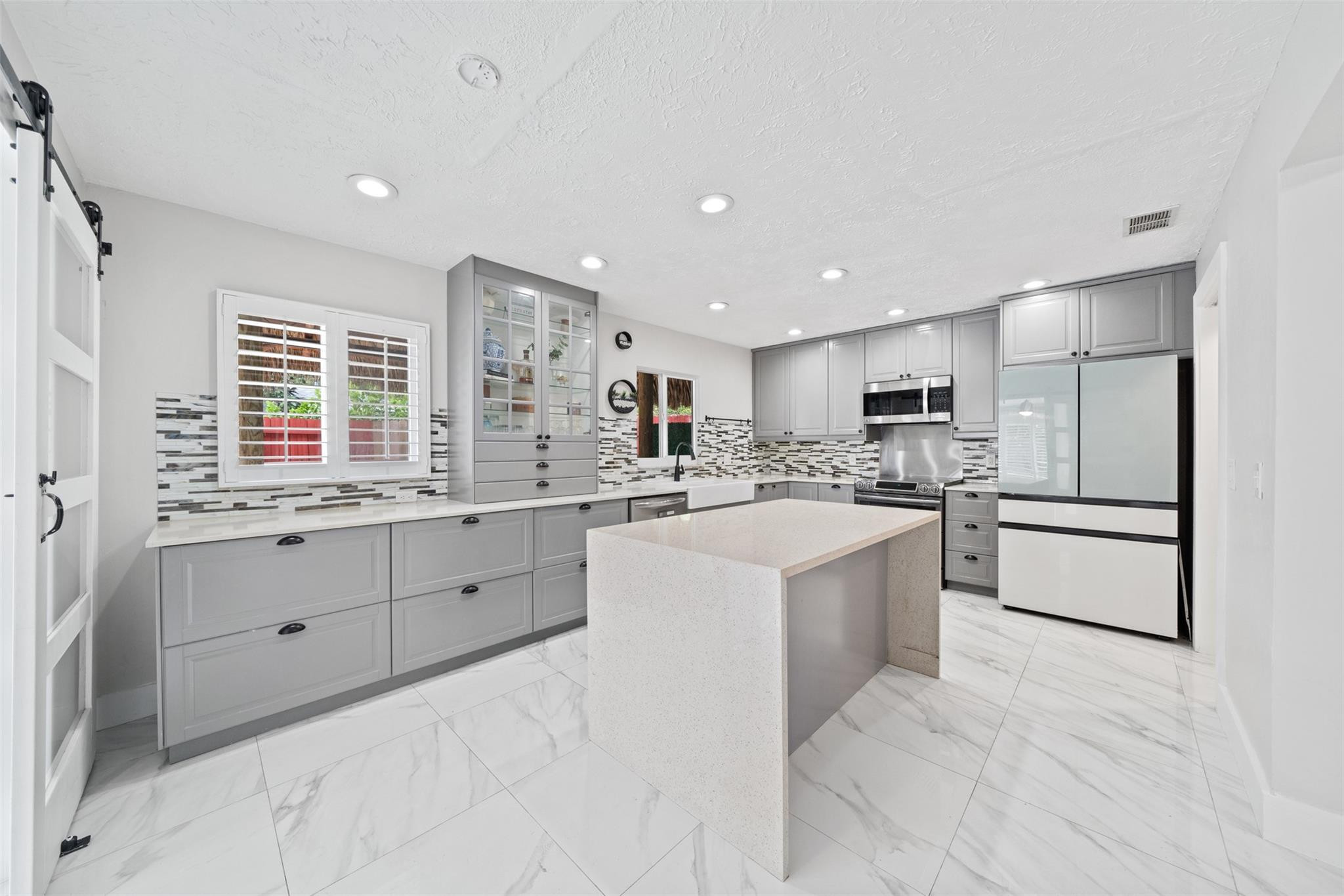 209 SE 1st Terrace