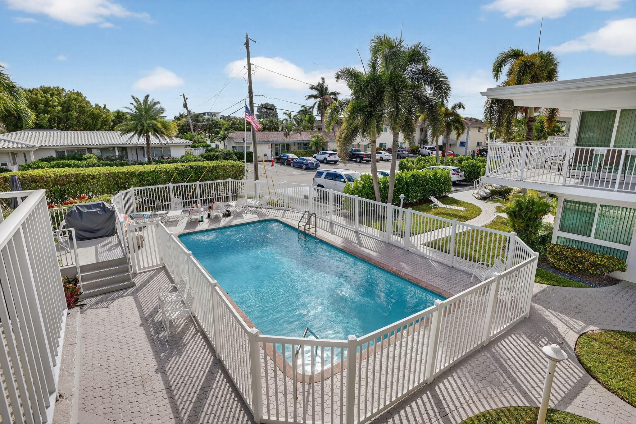 223 Marine Court 207, Lauderdale-By-The-Sea Unit: 207