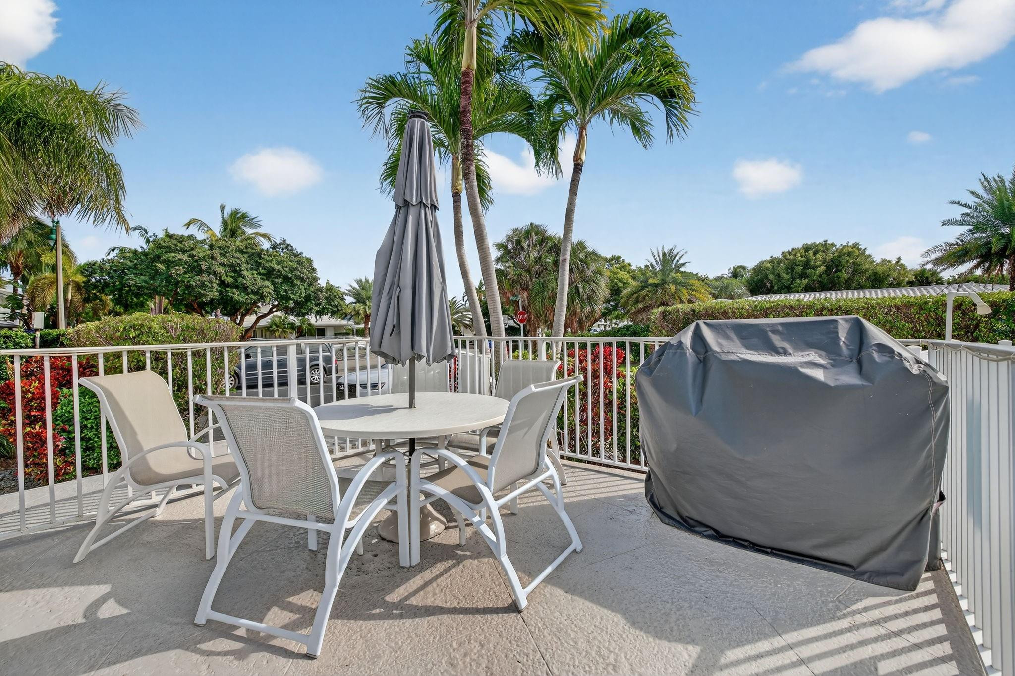 223 Marine Court 207, Lauderdale-By-The-Sea Unit: 207