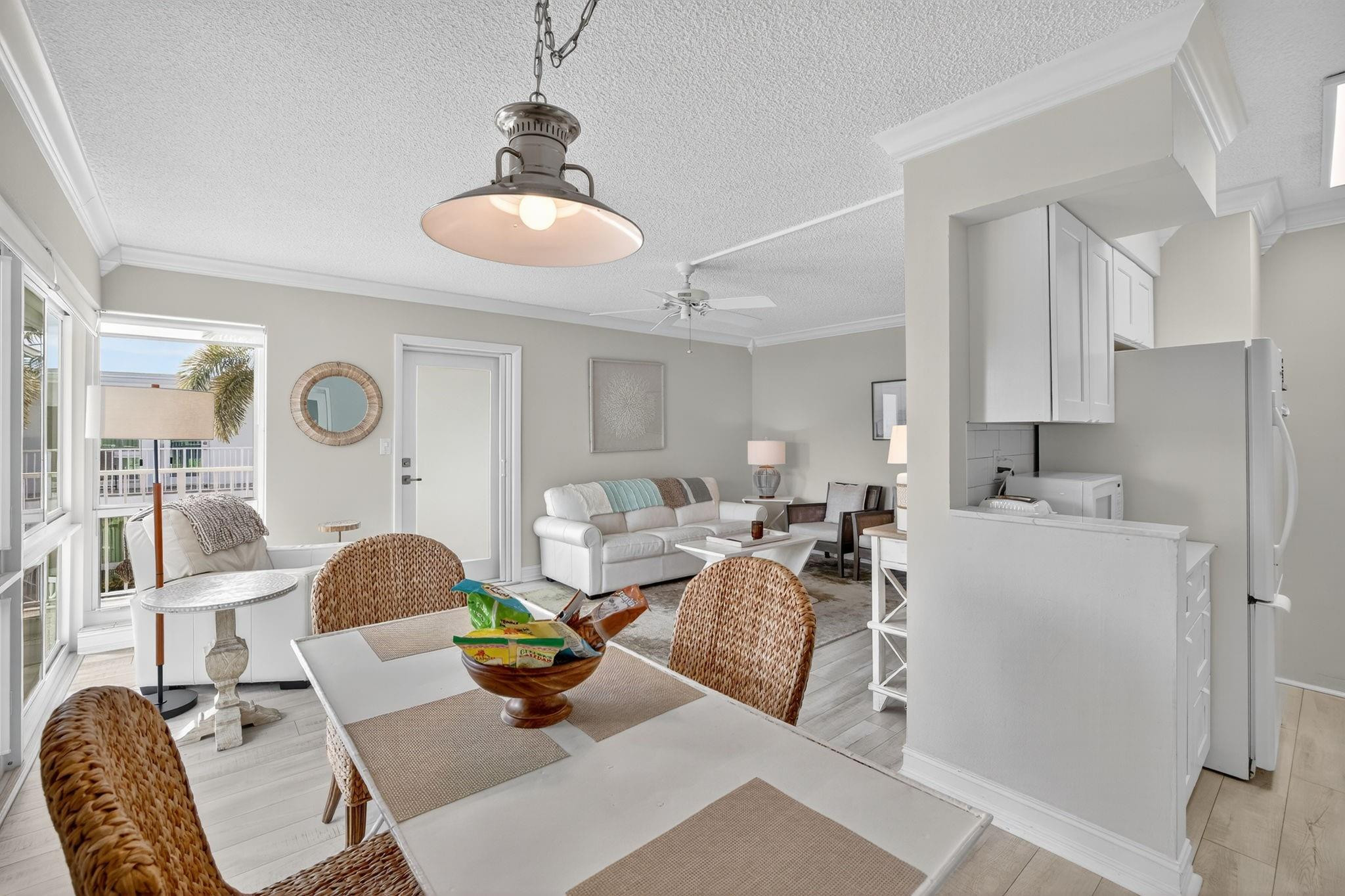 223 Marine Court 207, Lauderdale-By-The-Sea Unit: 207