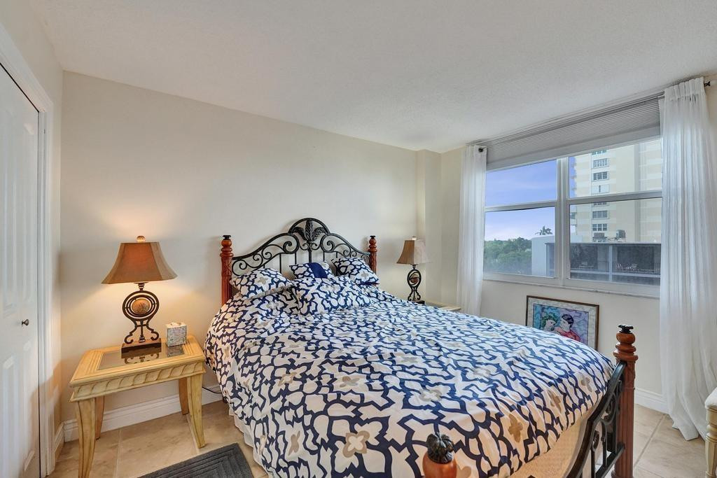 2000 S Ocean Boulevard 4C, Lauderdale-By-The-Sea Unit: 4C