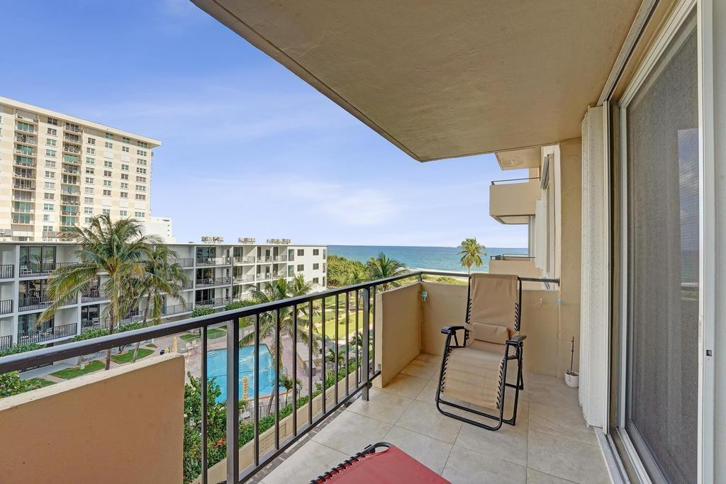 2000 S Ocean Boulevard 4C, Lauderdale-By-The-Sea Unit: 4C