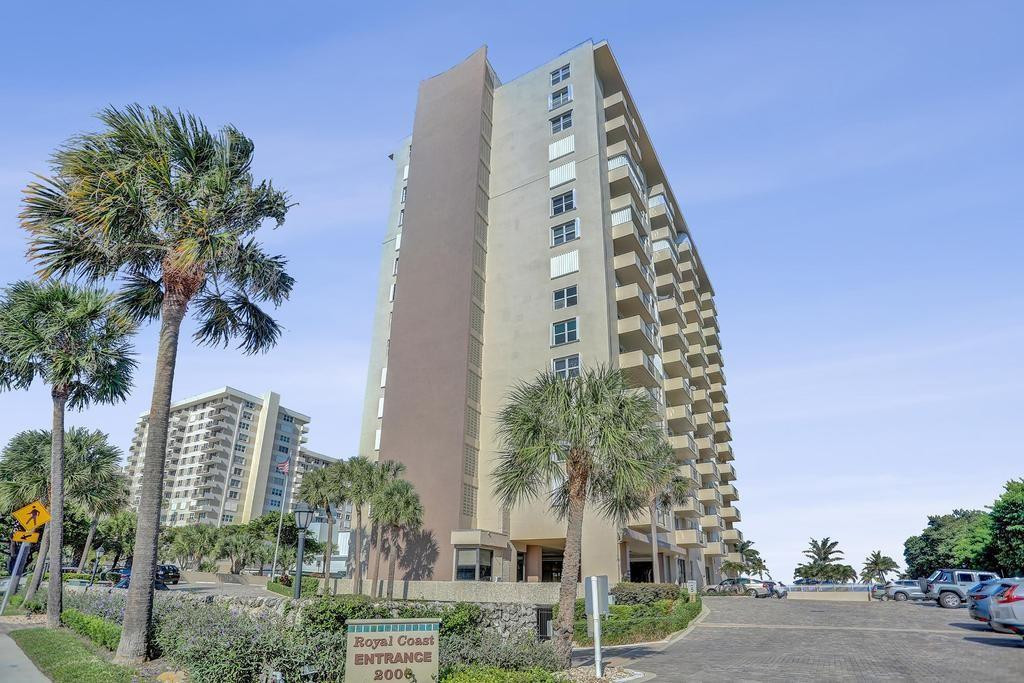 2000 S Ocean Boulevard 4C, Lauderdale-By-The-Sea Unit: 4C